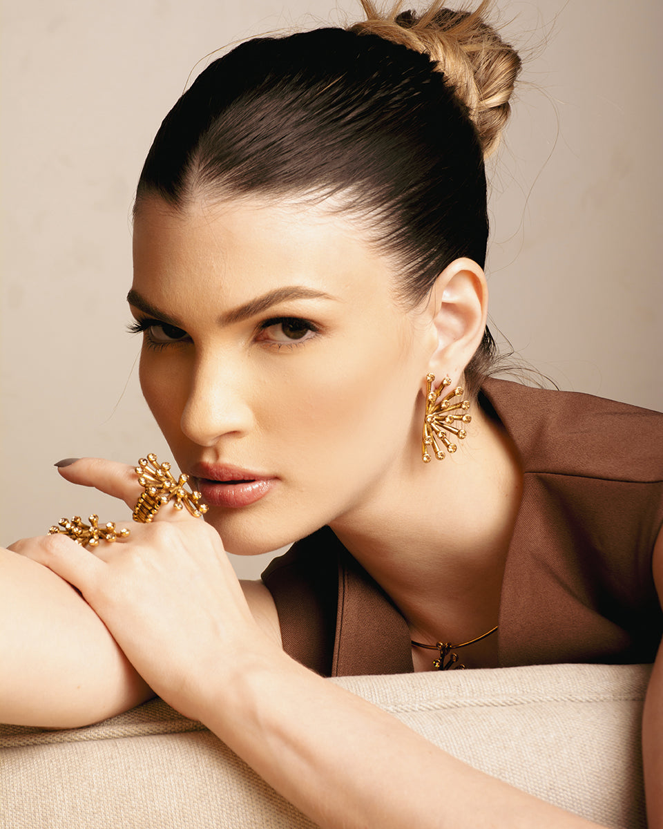 Solar Bloom Adjustable Ring with Crystals - Hypoallergenic