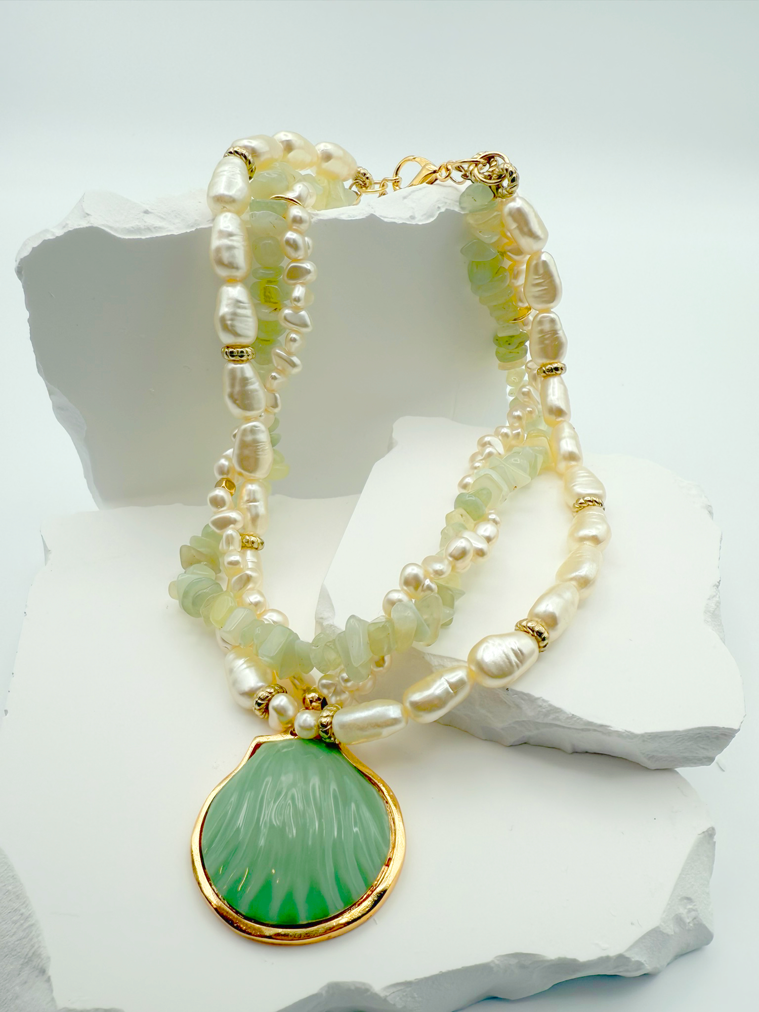 Aqua Jade Shell Necklace – Pearls, Green Calcite, and Resin