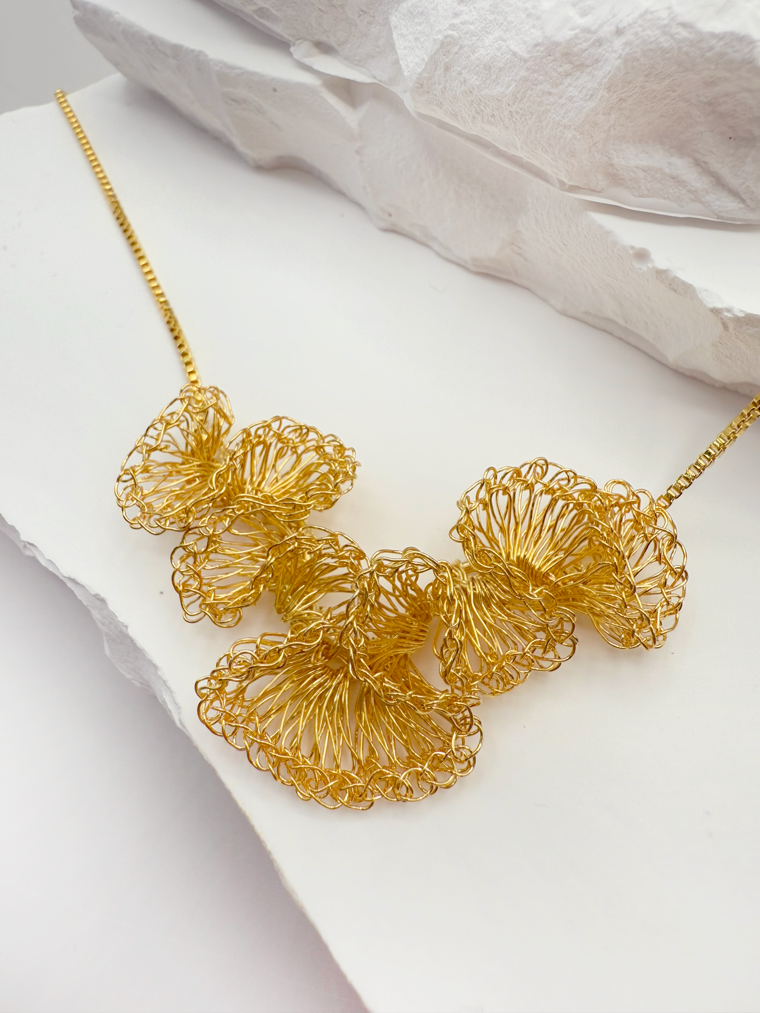 Handcrafted Curl Necklace 18K Gold Finish