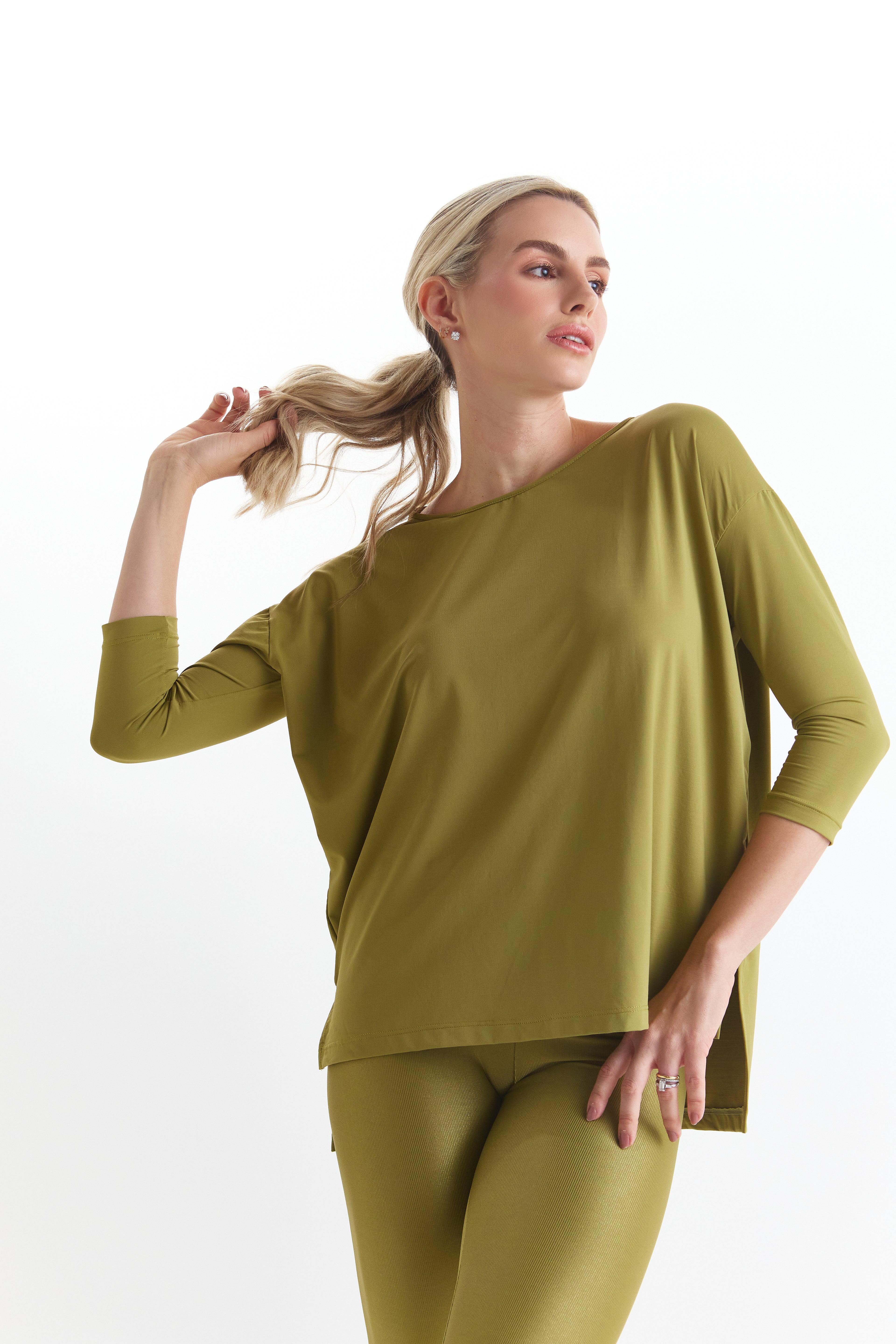 Elegant Lumi Flow Shirt - 3/4 sleeve Boat neck