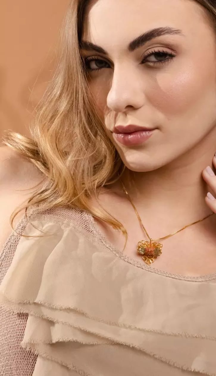 Magnolia Necklace – Handmade Mint, Blush & Gold Crochet Design