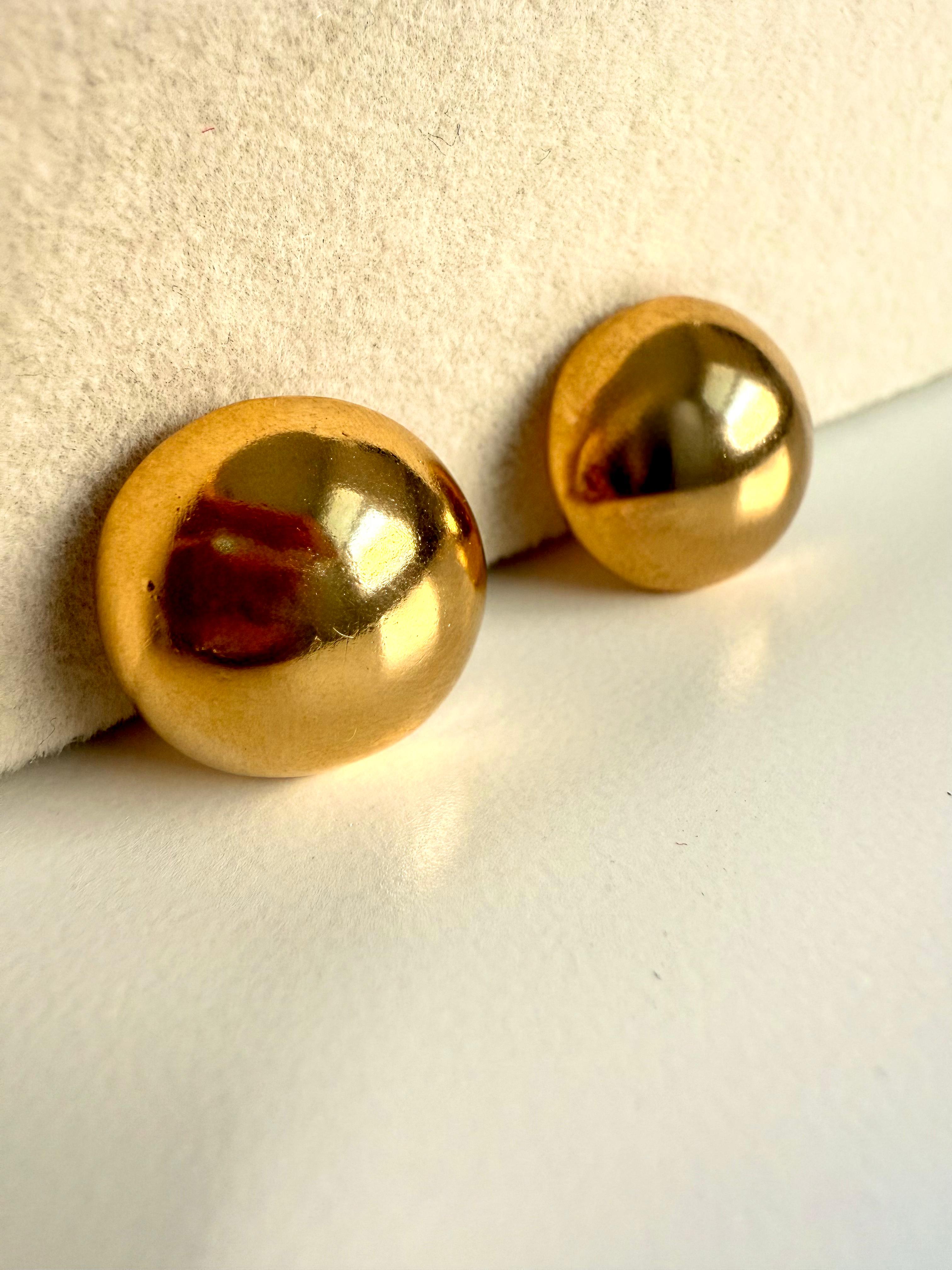 Luna Earrings – Timeless Glow