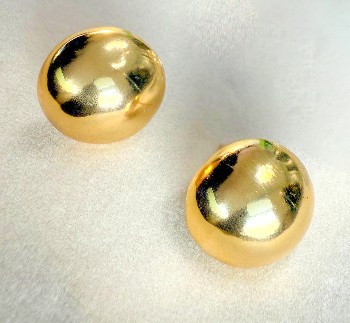 Luna Earrings – Timeless Glow